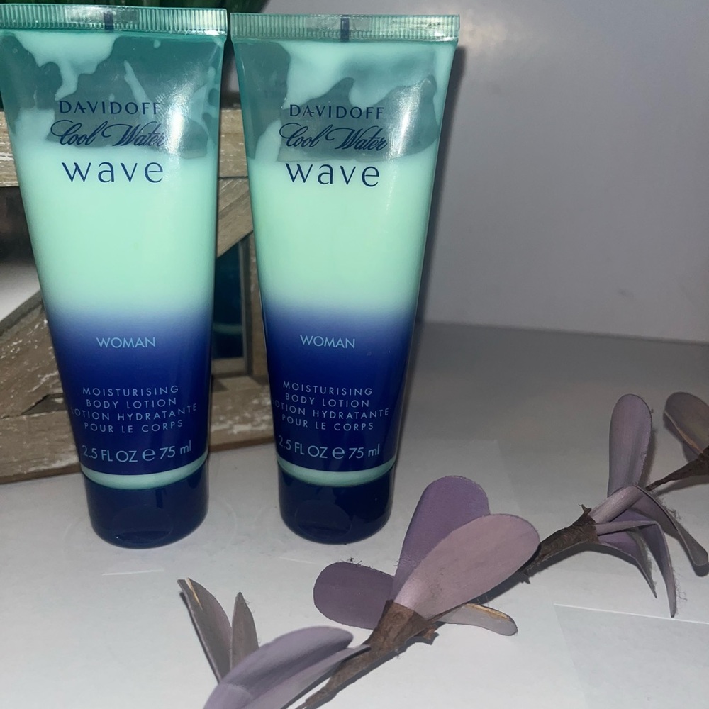 Davidoff Cool Water Wave Woman Body Lotion